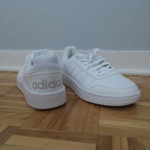 ADIDAS WHITE SHOES